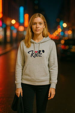 Kiez Hoodie Damen grau mit Kiez-Herz-Motiv – Reeperbahn Hamburg